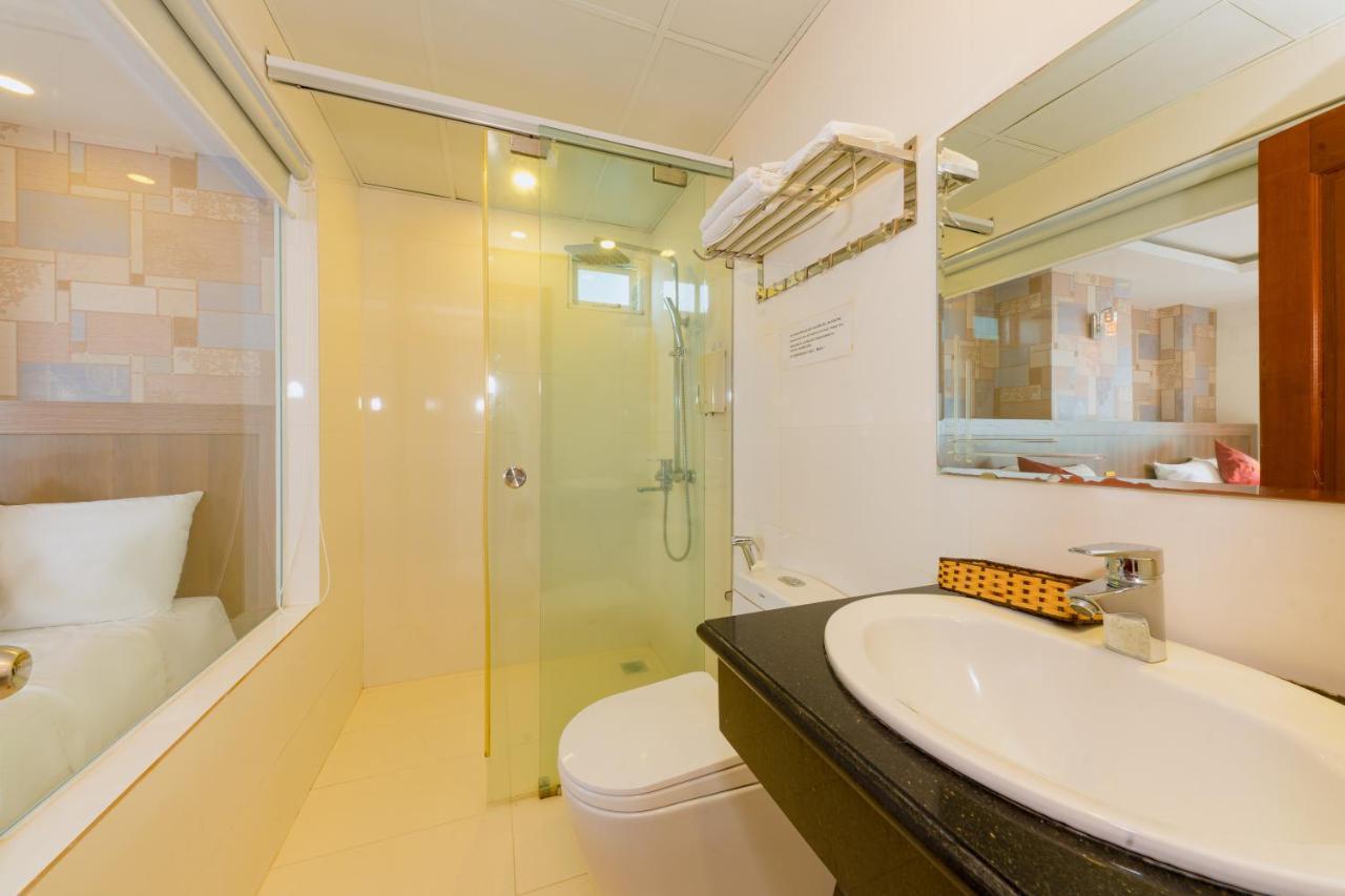 Dubai Nha Trang Hotel Managed By Ht Экстерьер фото