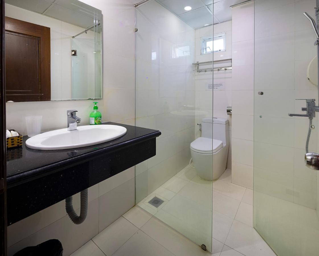Dubai Nha Trang Hotel Managed By Ht Экстерьер фото